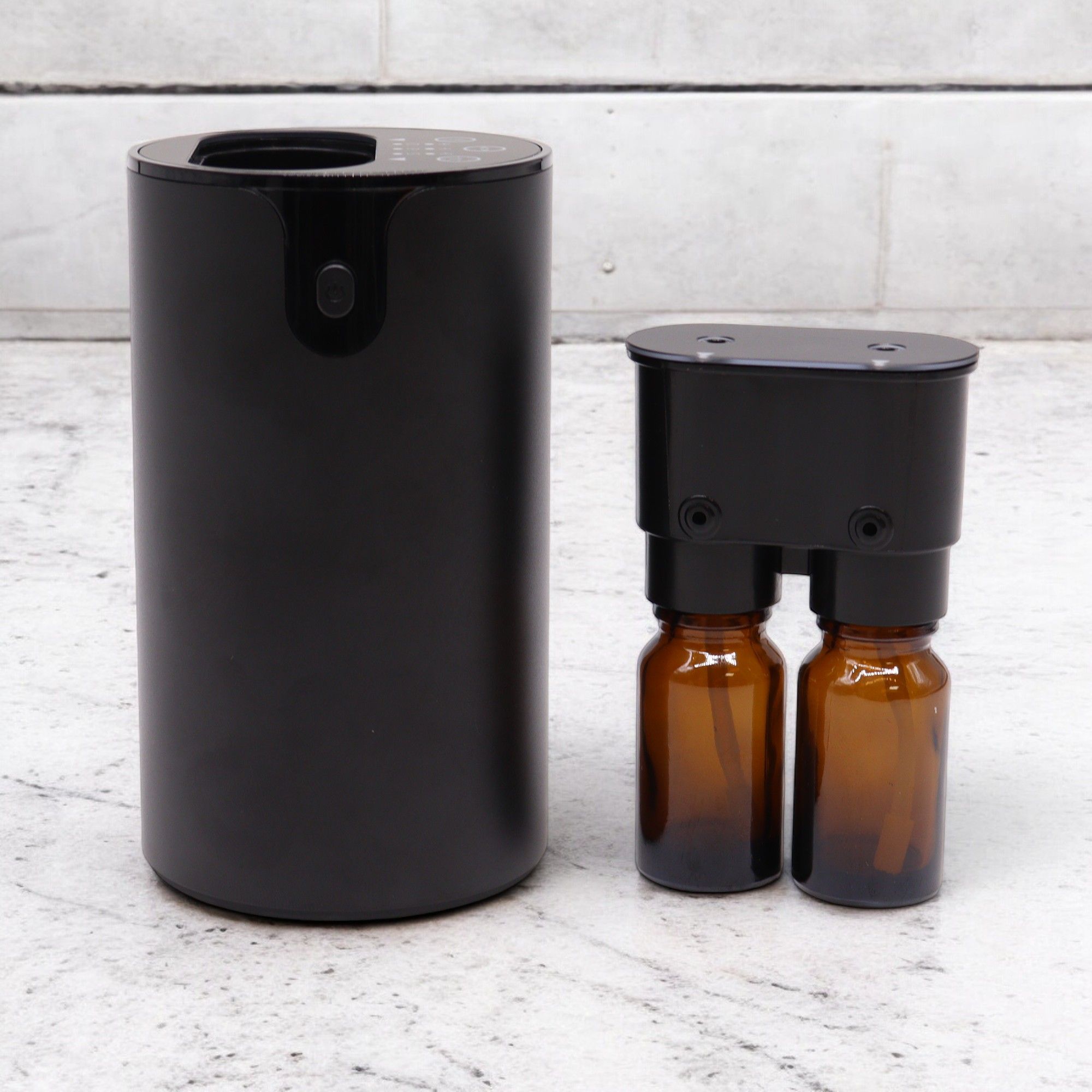 AURA Motion Detector Essential Oils Room Spray - Image 3