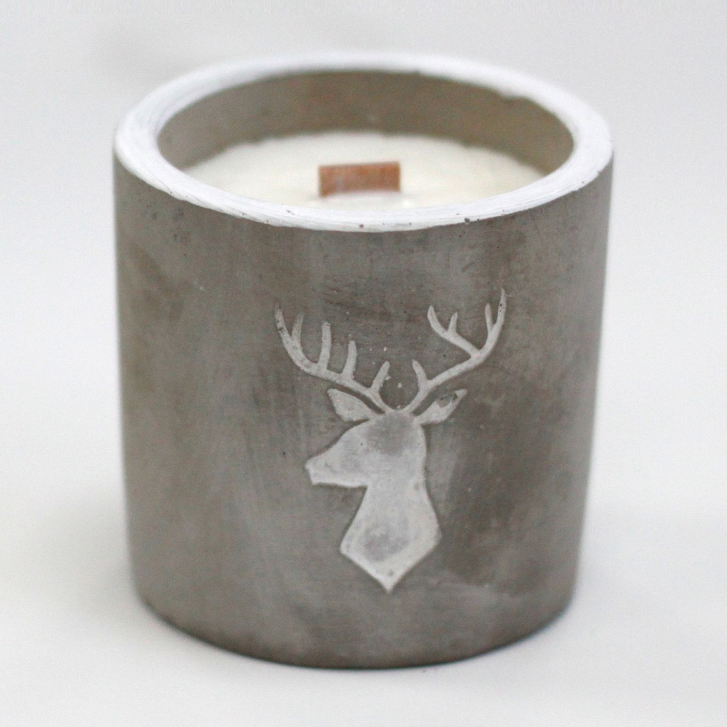 Whiskey & Woodsmoke – Medium Wooden Wick Candle